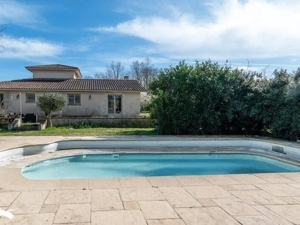 Maison 6 pièces 140 m²