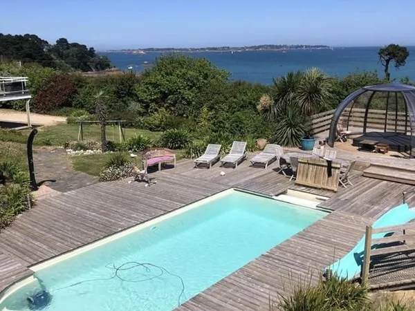 Maison 6 pièces 160 m²