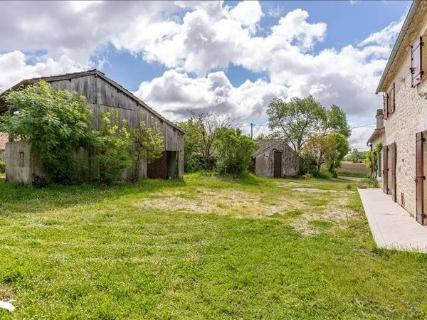 Maison 7 pièces 207 m²