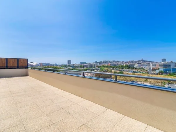 QRT LA CAPELETTE - MARSEILLE 13010 - MAGNIFIQUE T3 pièce(s) 63.14 m2 + terrasse de 39m2 dernier étag