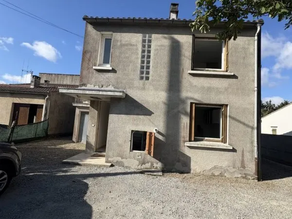 MAISON TYPE 4 AVEC JARDIN ET GARAGE BRAM