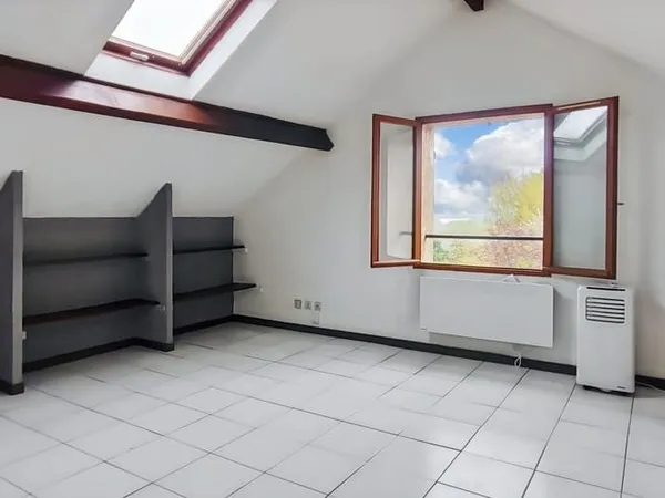 Studio 1 pièce 20 m²