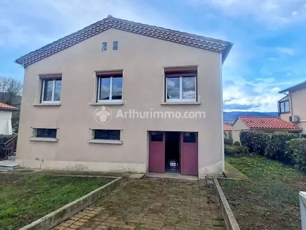 MAISON proche de toutes les commodités