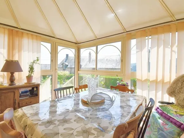 Longère 4 chambres - 135 m² - Roussillon en Morvan