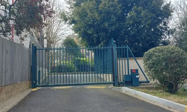 Box à vendre Châtillon 92320