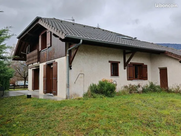 Maison 6 pièces 138 m²