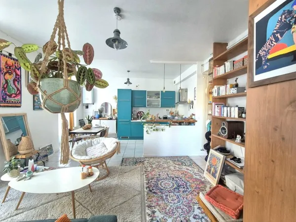 Appartement T2/T3 à ALLONVILLE proche tram, gare et Jardin d