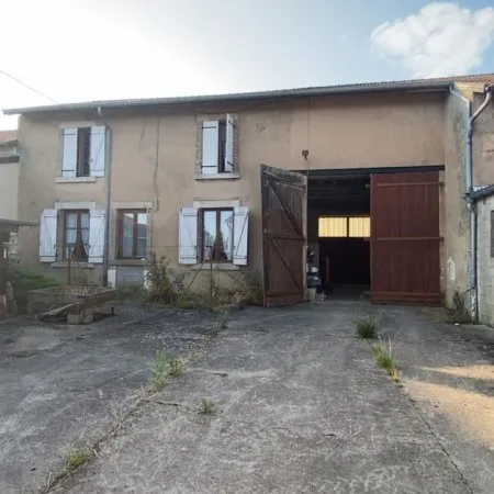 Maison de village de 143 m2 habitables avec de nombreuses dé