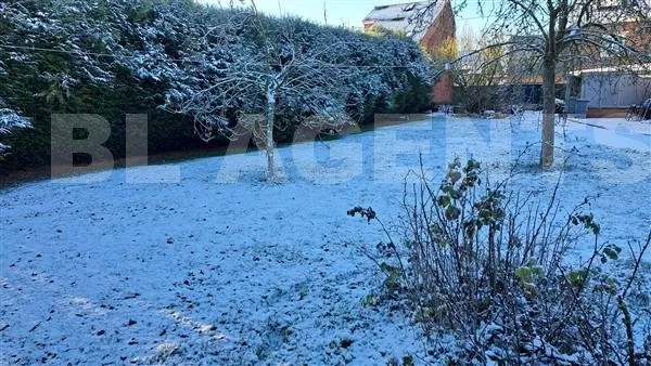 Terrain en individuel 300 m²