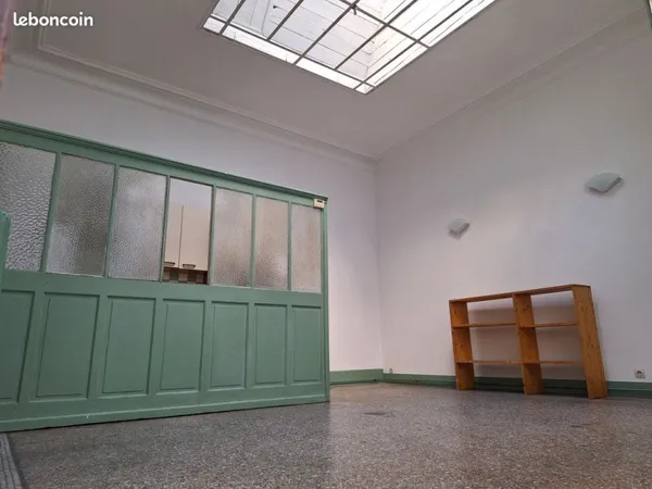 Maison dans cours d'immeuble centre ville Grenoble