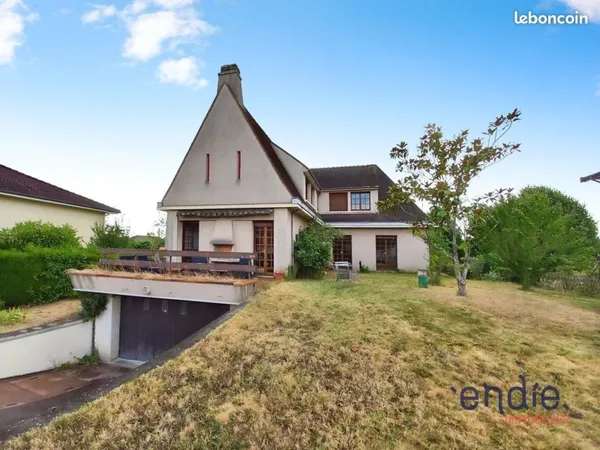 Maison 6 pièces 140 m²