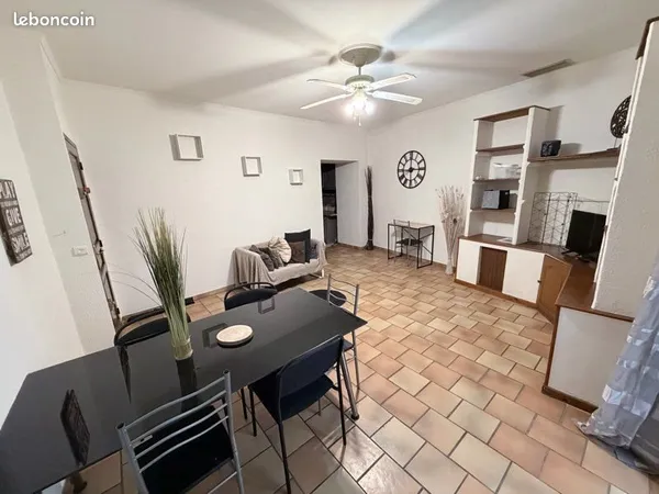 Appartement T2 avec Grand garage