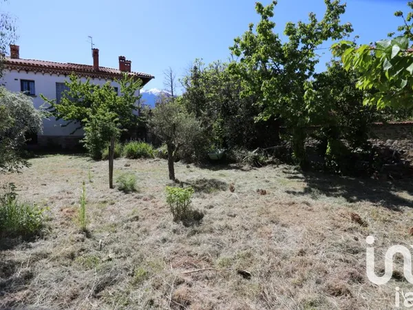 Maison 8 pièces 219 m²