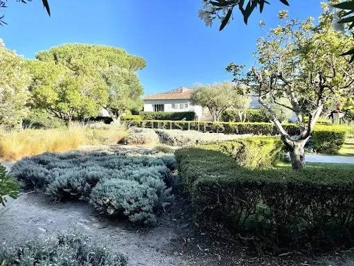 Maison 12 pièces 257 m²