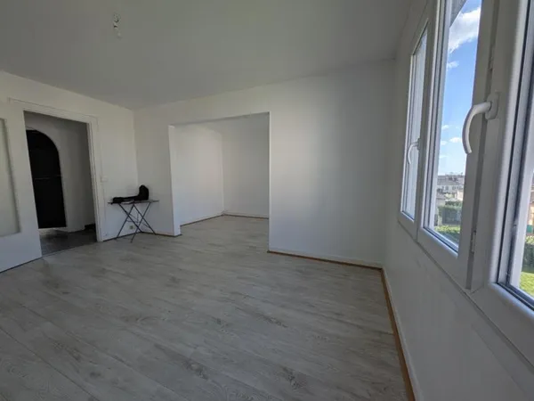 Lumineux et fonctionnel : votre futur appartement T4 à Vernouillet