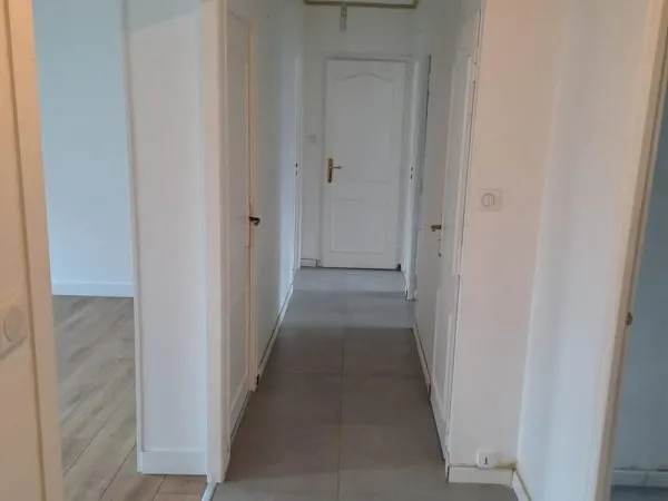 À Vendre Appartement Traversant de 73 m² EYBENS