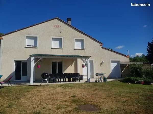 Maison et studio attenant à layrac