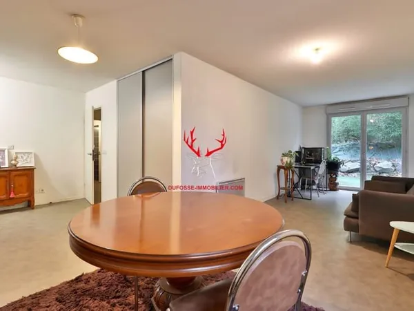 Appartement T3 de 66 m2, loué
