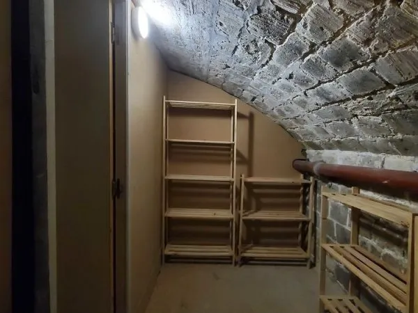 Cave/box+5m²+€"+Local+de+stockage+Paris+Place+de+la+République