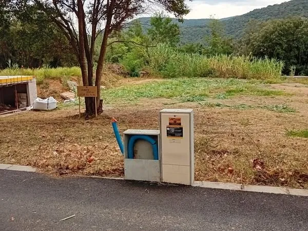 Terrain 800 m² viabilité prêt à construire