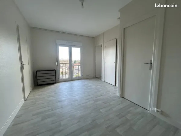 Appartement 5 pièces 64 m²