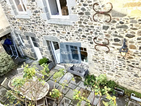 Maison 11 pièces 180 m²
