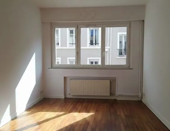 Bel appartement f2 Chauf gaz Immeuble calme