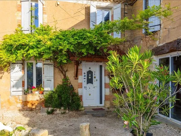 Maison en pierre de 7 pièces principales