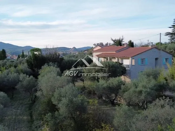 Vue imprenable, maison spacieuse de 165 m² habitable, 3300m² de terrain constructible