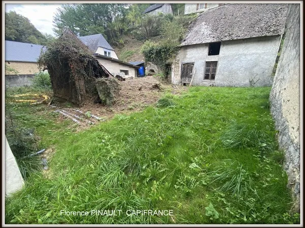 Dpt Hautes Pyrénées (65), à vendre LES ANGLES maison P1 de 50 m² - Terrain de 609,00 m² - Plain pied