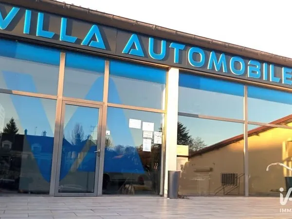 Immeuble commercial 335 m²