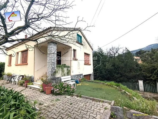 EXCLUSIVITE - TOULON OUEST - VILLA T6 DE 130 M² ENVIRON - TERRAIN DE 980 M² - GARAGE/ SOUS- SOL DE 8