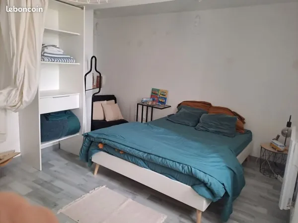2 Chambres en colocation dans grande maison avec jardin et vélos - proche de tout