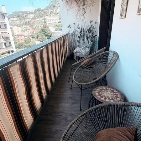 NICE MONT BORON - Superbe 3 pièces traversant de 60m2 avec terrasse et parking - cadre arboré