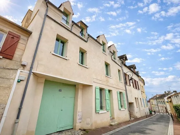 Triplex 4 pièces 65 m²