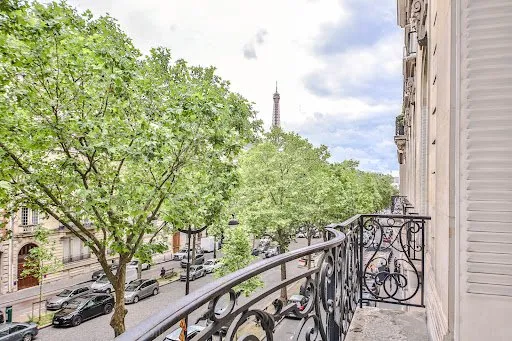 Appartement 7 pièces 325 m²