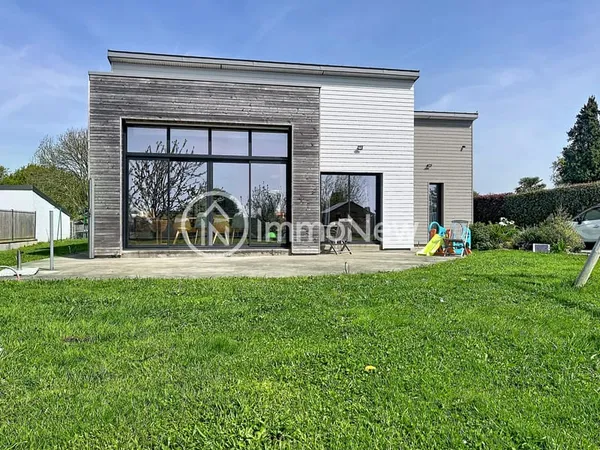 Une maison de plain-pied de 2020 à MONTVIRON