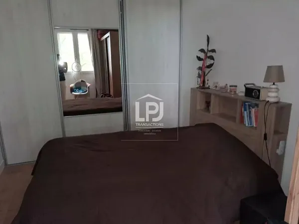 1 chambre meublée de 14 m² en colocation dans un bel appartement de 86,5 m² avec balcon, places de s