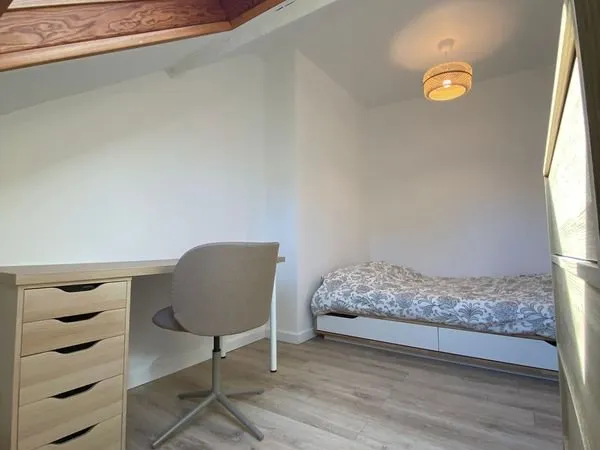 Colocation meublée - 5 chambres - Amiens St-Jacques - 400 CC - Fibre