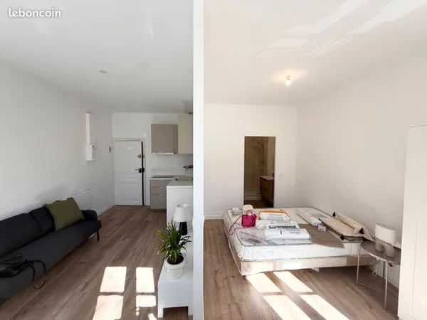 T1 bis 33 m² - Centre-ville Toulouse - Entièrement rénové - Meublé neuf