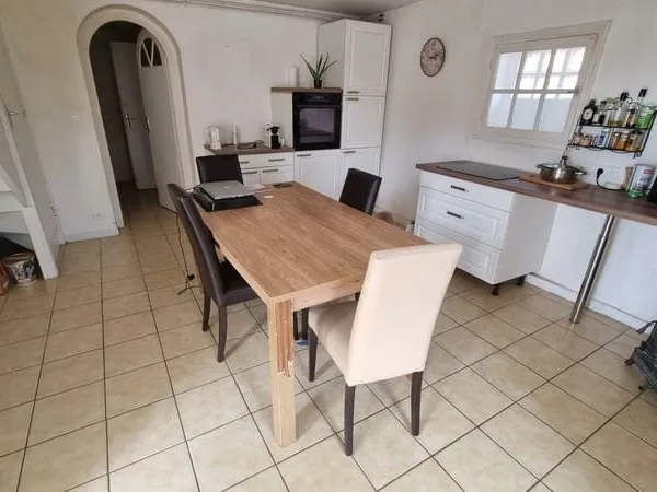 Maison 147 m² Mayet de Montagne avec grange 150 m²