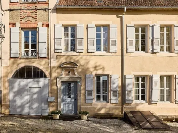 Maison 9 pièces 170 m²
