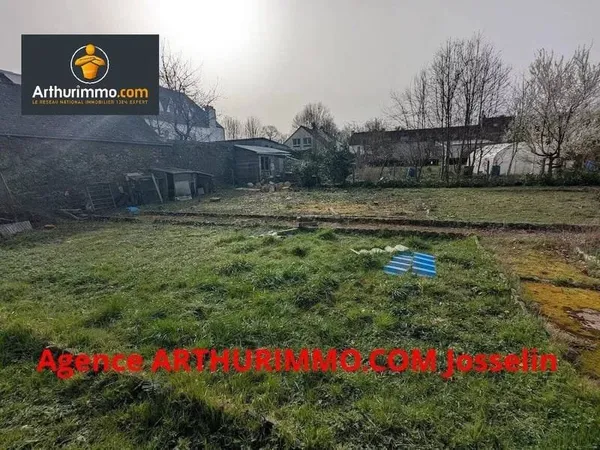 Terrain constructible 594 m²