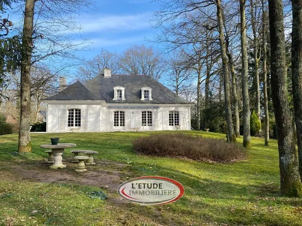 Dans le cadre idyllique du Housseau, maison évolutive de 5 c