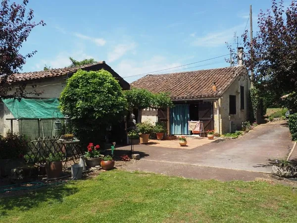 Belle maison en pierre