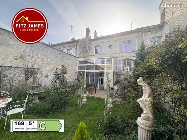 Maison 6 pièces 120 m²