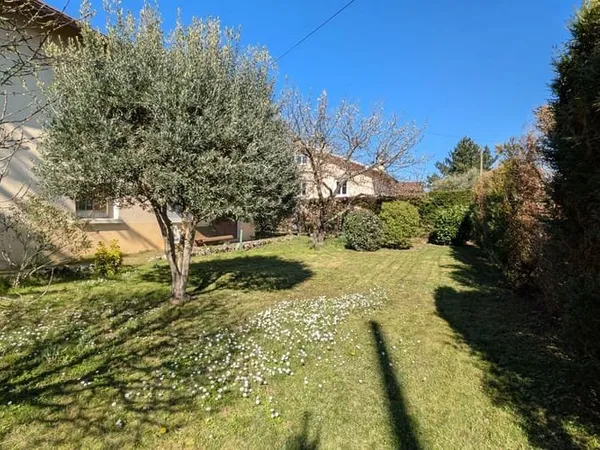 Maison 6 pièces 140 m²