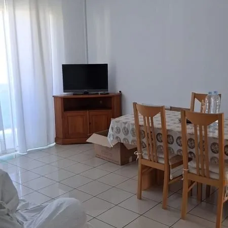 Appartement T4 en plein centre ville de St Denis rue Jules Auber