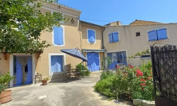 Maison 10 pièces 180 m²