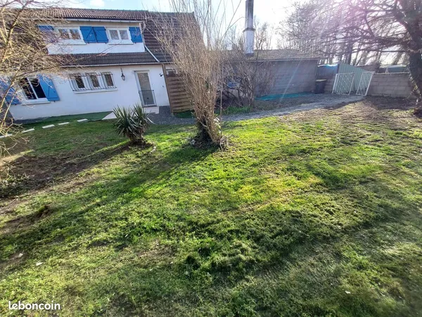 Maison a 5min de Decize a Sougy sur Loire Actuellement divisé en 3 appartements